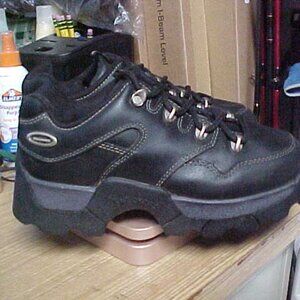 SKECHERS Y2K 2627 Jammers 8 Black Leather Chunky Lug Sole Platform Shoes